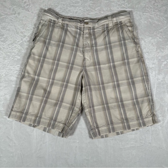 Tommy Bahama Shorts Men Size 35 Plaid Silk Blend 10" Inseam Paradise Nation GUC - Picture 1 of 12